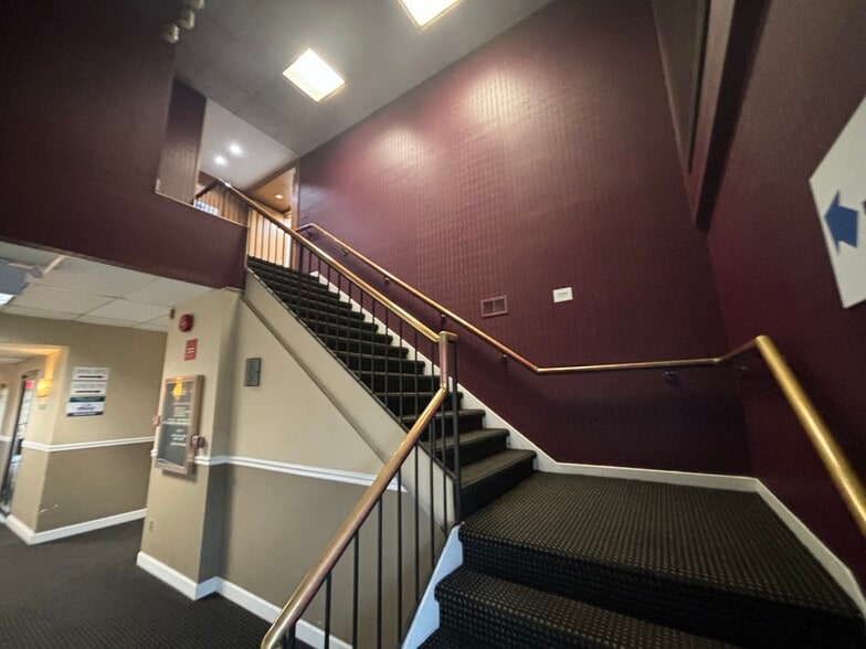 More Photos Of 1030 Clifton Ave, Clifton Medical For Lease