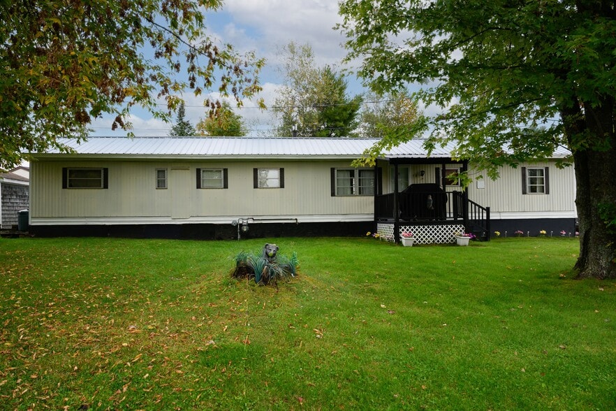 More Photos Of 53 Banker Rd, Morrisonville Manufactured Housing Mobile Home Park For Sale
