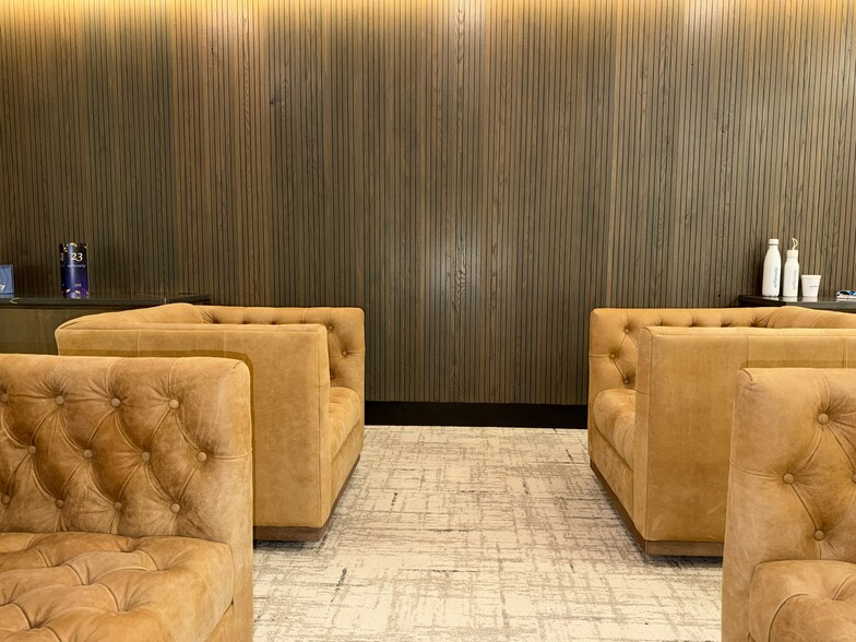 More Photos Of 2265 Roswell Rd, Marietta Medical For Lease