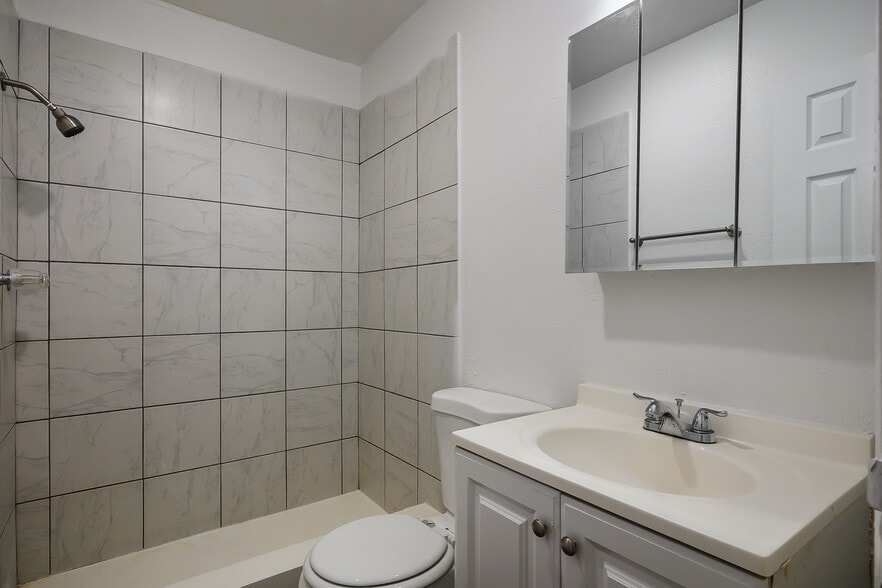 More Photos Of 1076-1112 Sierra Vista Dr, Las Vegas Apartments For Sale