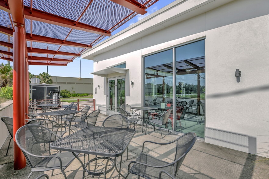 More Photos Of 2807 E South St, Orlando Freestanding For Sale