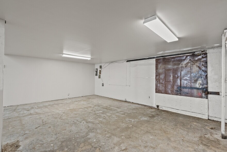 More Photos Of 6004 W Pico Blvd, Los Angeles Storefront For Lease