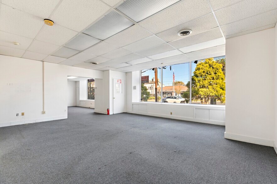 More Photos Of 22 E Westfield Ave, Roselle Park Apartments For Lease