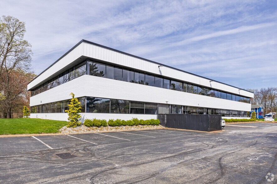More Photos Of 160 Summit Ave, Montvale Medical For Lease