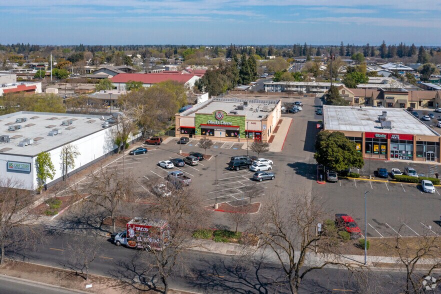 More Photos Of 6436 Pacific Ave, Stockton Restaurant For Sale