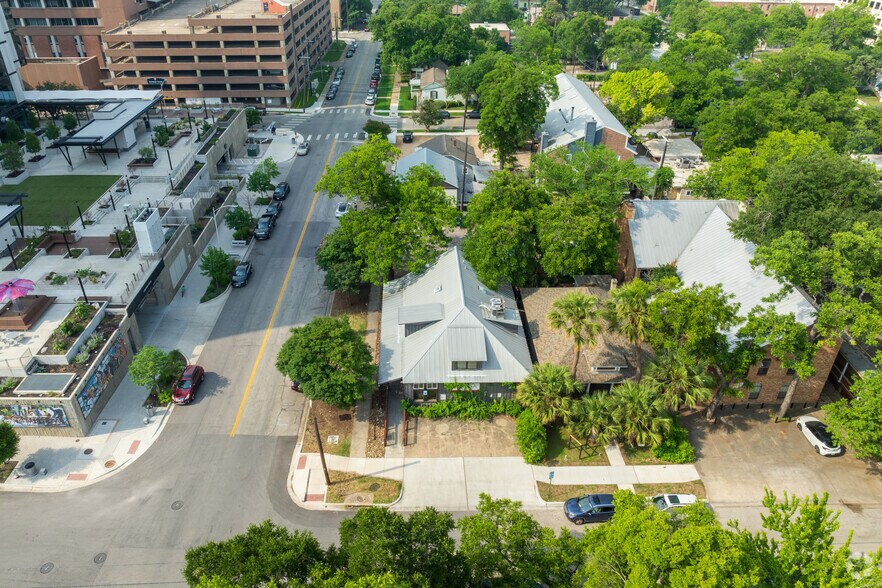 More Photos Of 1716 San Antonio St, Austin Loft Creative Space For Sale