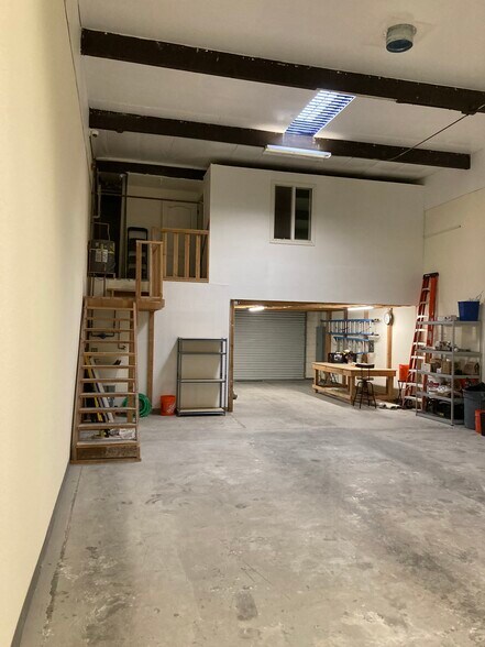 More Photos Of 2297-2317 American Ave, Hayward Warehouse For Sale
