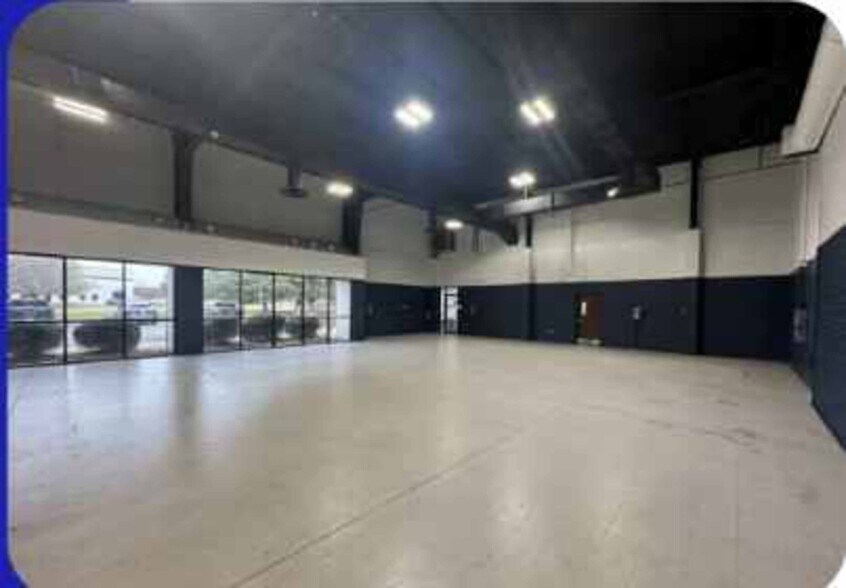 Primary Photo Of 350 Electronics Blvd SW, Huntsville Light Distribution For Lease