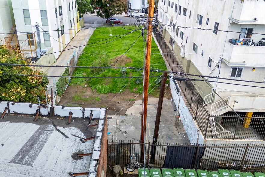 More Photos Of 311 S Berendo St, Los Angeles Land For Sale