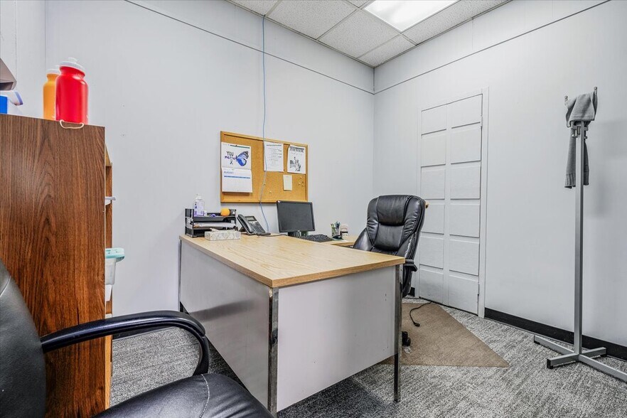 More Photos Of 723 Braddock Ave, Braddock Office For Sale