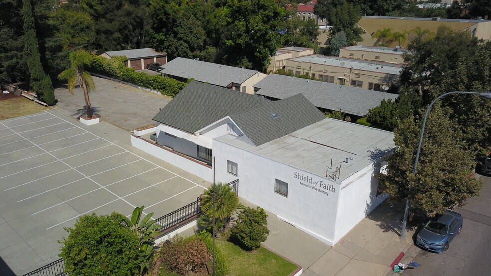 More Photos Of 1143 N Lake Ave, Pasadena Medical For Lease