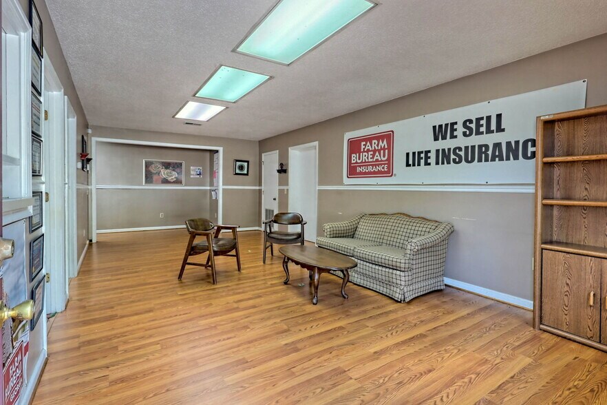 More Photos Of 1552 Highway 441 N, Clayton Office For Sale