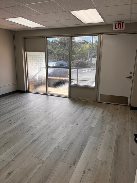 More Photos Of 1401 Applewood Dr, Dalton Medical For Lease