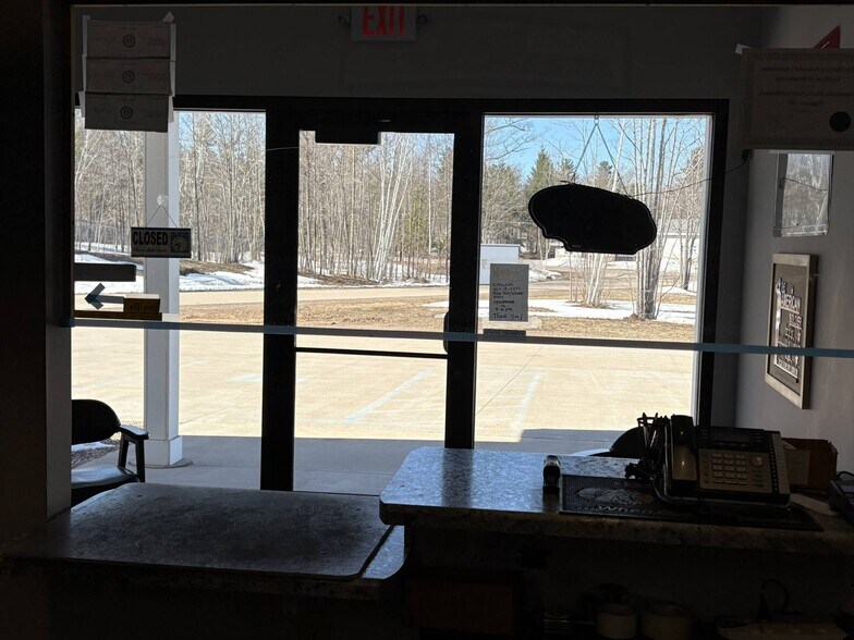 More Photos Of 928 County Road 480, Marquette Service For Sale