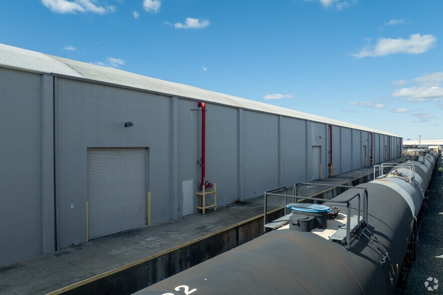 More Photos Of 1203 N Gertrude Ave, Stockton Industrial For Sale