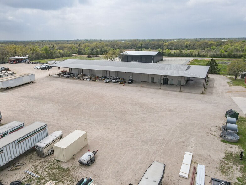 More Photos Of 11184 Dan Williams Ln, College Station Warehouse For Sale