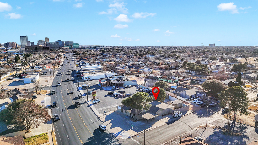 More Photos Of 1509 N Big Spring St, Midland Loft Creative Space For Sale