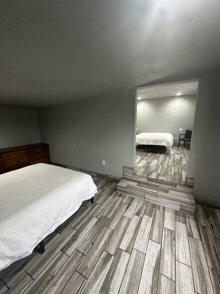 More Photos Of 1501 W Capitol Ave, West Sacramento Hotel For Sale