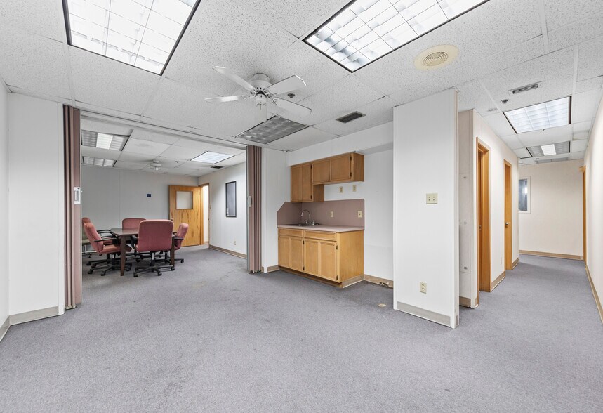 More Photos Of 2900 W. Business HWY 83, Mc Allen Warehouse For Lease