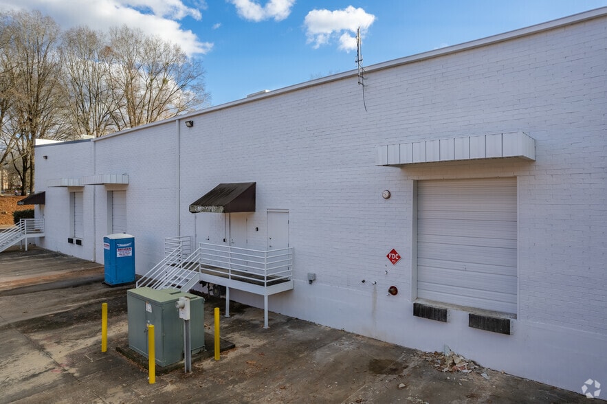 More Photos Of 4800 River Green Pky, Duluth Warehouse For Lease