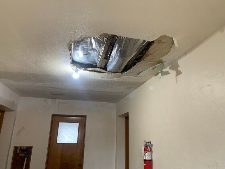 More Photos Of 2521 Noble Rd, Cleveland Heights Apartments For Sale