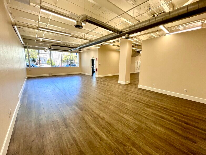 More Photos Of 1311-1425 63rd St, Emeryville Distribution For Lease