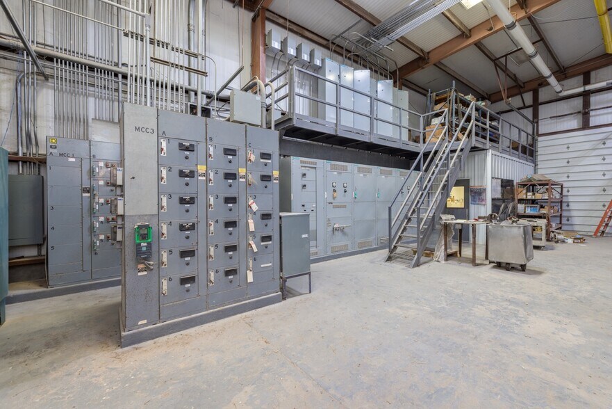 More Photos Of 1809 N Bell St, San Angelo Industrial For Sale