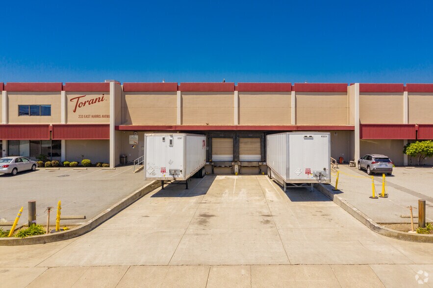 More Photos Of 233 E Harris Ave, South San Francisco Manufacturing For Lease