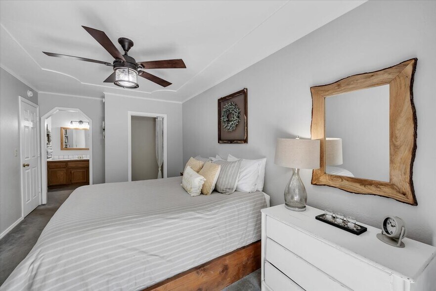 More Photos Of 22732 Middle Camp rd, Sonora Hotel For Sale