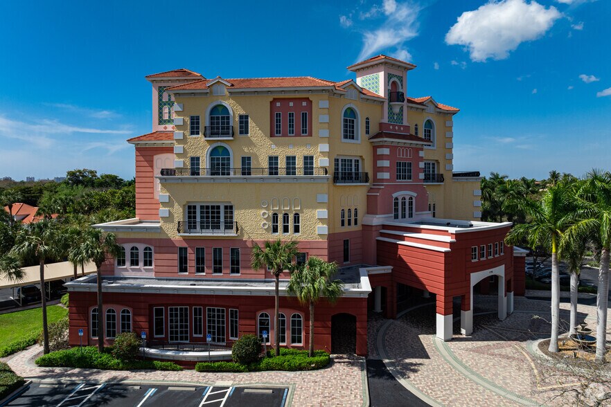 Primary Photo Of 9045 Strada Stell Ct, Naples Office For Lease