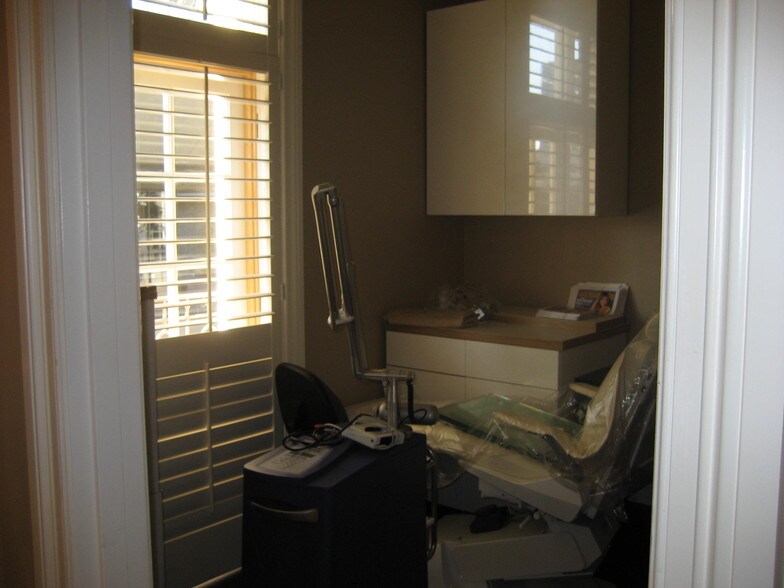 More Photos Of 444 N Camden Dr, Beverly Hills Medical For Lease