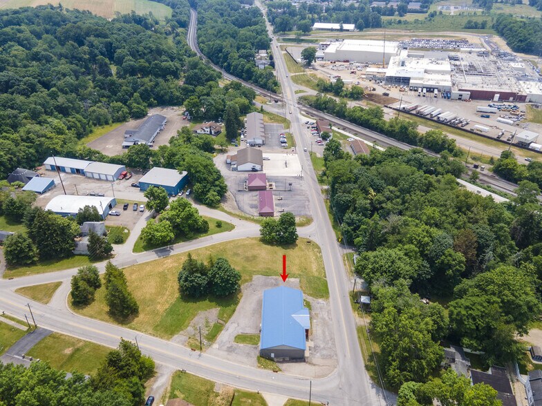 More Photos Of 1516 S Lincoln Ave, Salem Freestanding For Sale