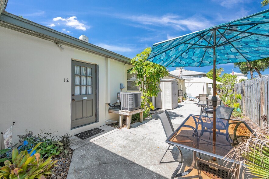 More Photos Of 1803 Gulf Blvd, Indian Rocks Beach Hotel For Sale