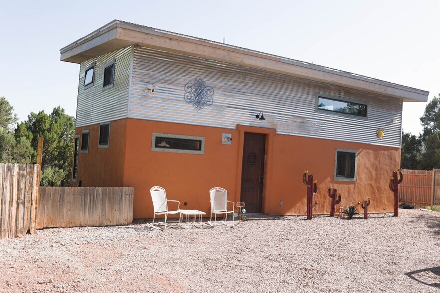 More Photos Of 35 Cottage Row, High Rolls Mountain Park Apartments For Sale