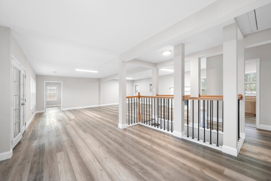 More Photos Of 2965 Highway 29 S, Lawrenceville Office For Sale