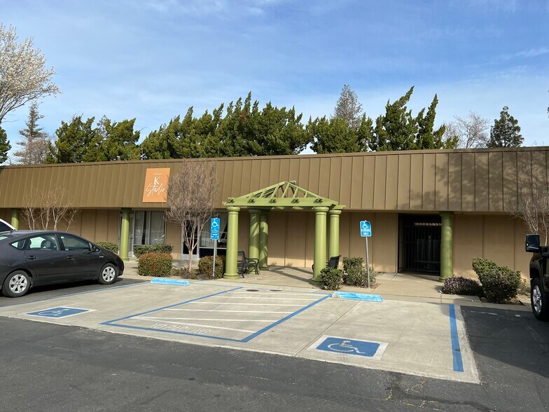 More Photos Of 866 Plumas St, Yuba City Medical For Lease