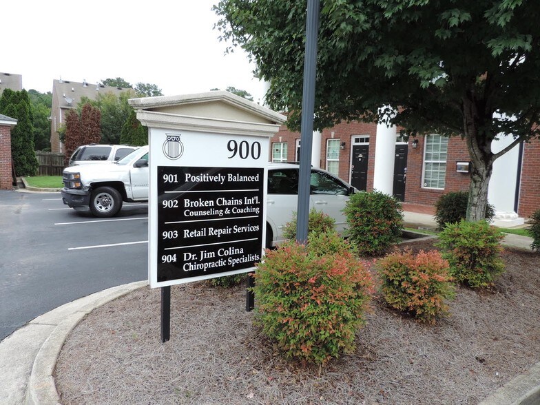 More Photos Of 3950 Cobb Pky NW, Acworth Loft Creative Space For Lease