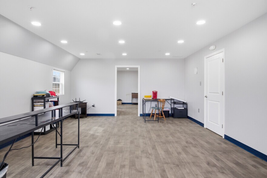 More Photos Of 5192 Dominion Dr, Dublin Warehouse For Sale