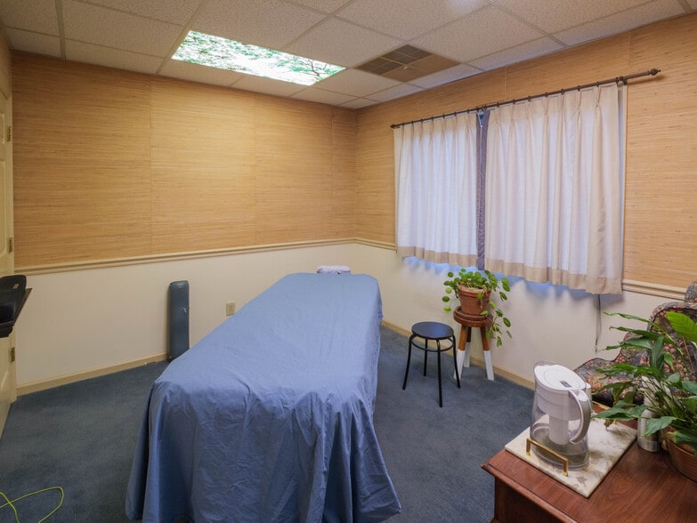 More Photos Of 3200 Croasdaile Dr, Durham Medical For Lease