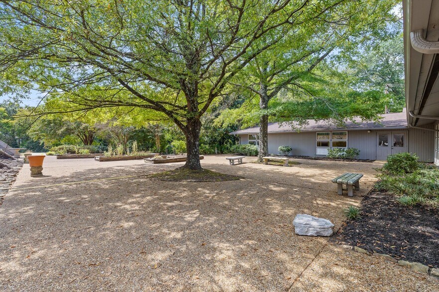More Photos Of 4300 James Ln, Chattanooga Specialty For Sale