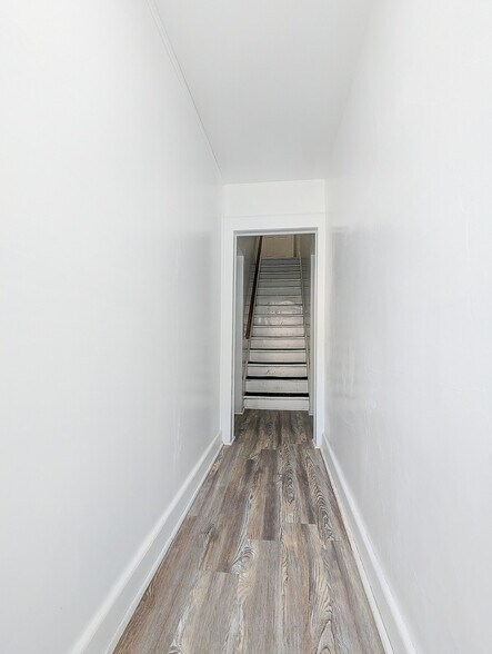 More Photos Of 105 Madison Ave, Endicott Apartments For Sale