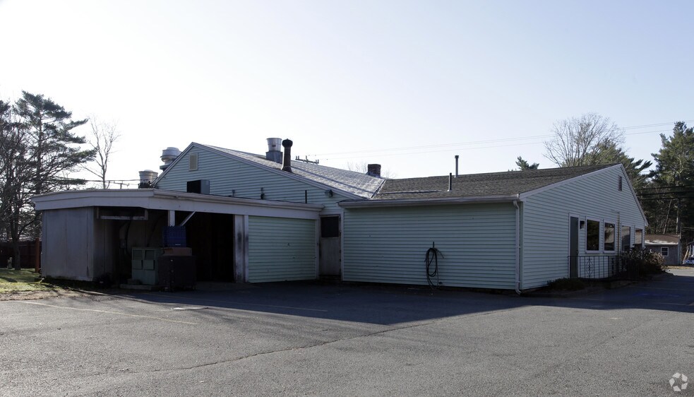 More Photos Of 2352 Cranberry Hwy, West Wareham Restaurant For Sale