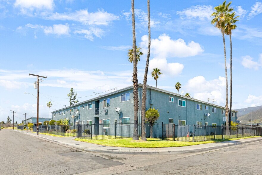 More Photos Of 1414-1446 E Citrus St, San Bernardino Apartments For Sale