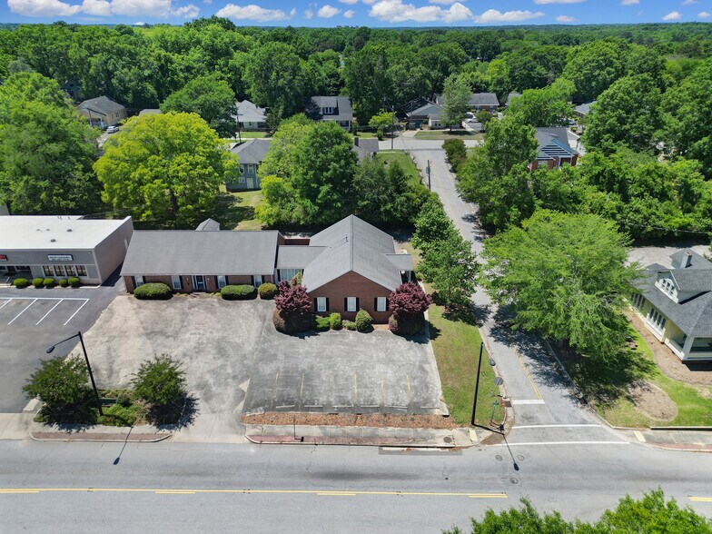 More Photos Of 312 N Main St, Lancaster Office For Lease