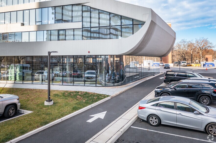 More Photos Of 315 S Harrison St, East Orange Apartments For Lease