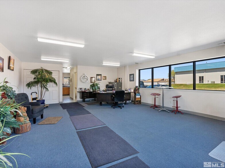 More Photos Of 810 W 6th St, Winnemucca Flex For Sale