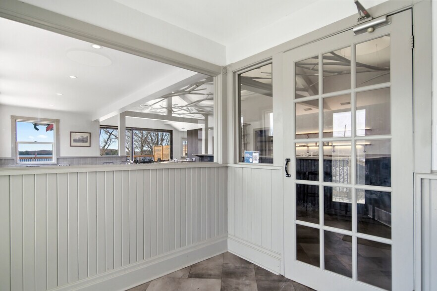 More Photos Of 1004 Medical Center Rd, Sharbot Lake Restaurant For Sale