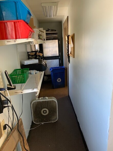 More Photos Of 203 Farrs Bridge Rd, Pickens General Retail For Sale