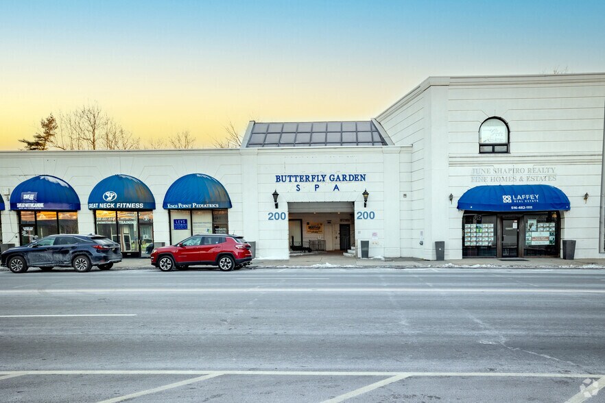 Primary Photo Of 200 Middle Neck Rd, Great Neck Unknown For Lease