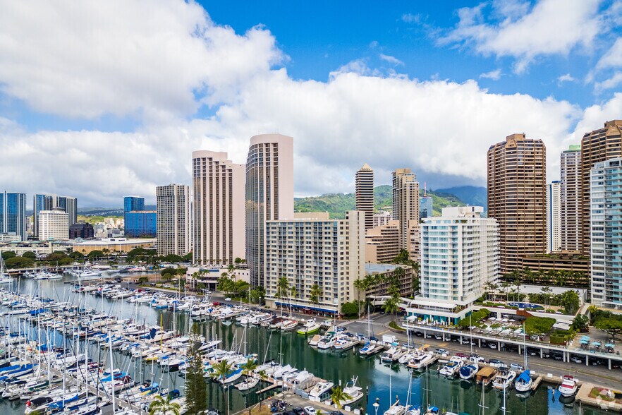 More Photos Of 1765 Ala Moana Blvd, Honolulu Apartments For Lease